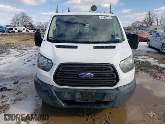 ✅ 2015 Ford Transit Cargo • VIN: 1FTNR2YM5FKA51604 • Lot: 43824925. Listed on Copart with 276,056 mi. Free auction sales archive from the USA and detailed vehicle history report at DreamBid. Image 5.