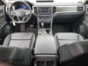 ✅ 2022 Volkswagen Atlas SE • VIN: 1V2DP2CA7NC510072 • Lot: 43800855. Listed on Copart with 93,821 mi. Free auction sales archive from the USA and detailed vehicle history report at DreamBid. Image 8.