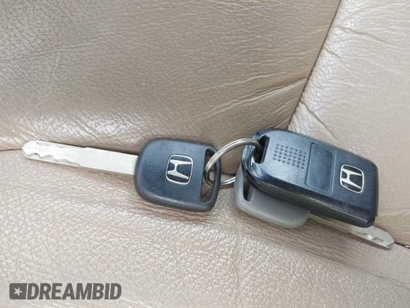 ✅ 2008 Honda Odyssey EX-L • VIN: 5FNRL38738B017521 • Lot: 43280745. Wystawiony na IAAI z przebiegiem 157 863 mil. Bezpłatny archiwum sprzedaży aukcyjnych z USA i szczegółowy raport historii pojazdu na DreamBid. Zdjęcie 11.