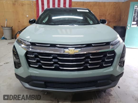 ✅ 2025 Chevrolet Equinox AWD LT • VIN: 3GNAXPEG3SL245533 • Lot: 57772245. Wystawiony na Copart z przebiegiem 2 753 mil. Bezpłatny archiwum sprzedaży aukcyjnych z USA i szczegółowy raport historii pojazdu na DreamBid. Zdjęcie 5.