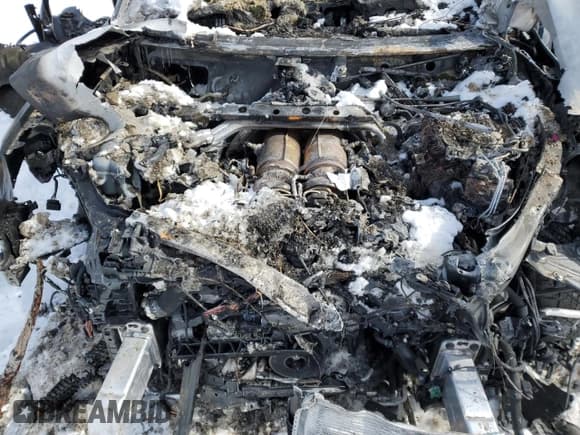 ✅ 2023 Porsche Cayenne Turbo S E-Hybrid • VIN: WP1BH2AY8PDA37087 • Lot: 46585885. Listed on Copart with Not provided. Free auction sales archive from the USA and detailed vehicle history report at DreamBid. Image 12.