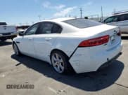 ✅ 2017 Jaguar XE 25t Prestige • VIN: SAJAE4BG1HA952939 • Lot: 63829485. Wystawiony na Copart z przebiegiem 67 543 mil. Bezpłatny archiwum sprzedaży aukcyjnych z USA i szczegółowy raport historii pojazdu na DreamBid. Zdjęcie 2.