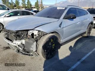 ✅ 2020 Lamborghini Urus • VIN: ZPBUA1ZL6LLA08780 • Lot: 42331455. Listed on Copart with 37,749 mi. Free auction sales archive from the USA and detailed vehicle history report at DreamBid. Image 1.