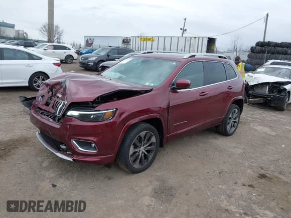 ✅ 2019 Jeep Cherokee Overland • VIN: 1C4PJMJN5KD284301 • Лот: 41724604. Опубликован ранее на IAAI с пробегом 43 892 миль. Бесплатный доступ к архиву аукционных продаж из США и подробный отчёт об истории автомобиля на DreamBid. Изображение 2.