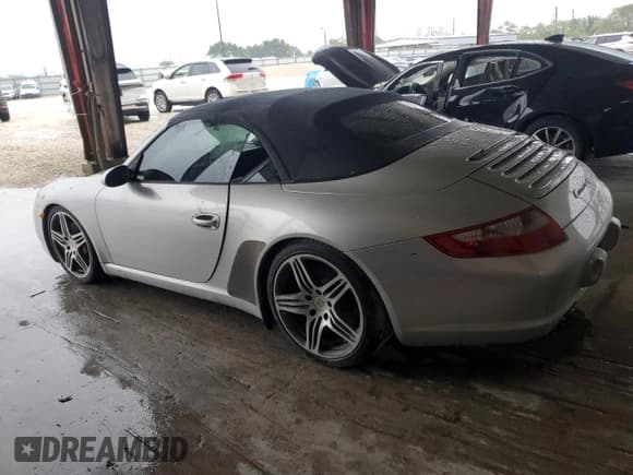 ✅ 2007 Porsche 911 Carrera S • VIN: WP0CB29927S775953 • Lot: 48425495. Wystawiony na Copart z przebiegiem 77 935 mil. Bezpłatny archiwum sprzedaży aukcyjnych z USA i szczegółowy raport historii pojazdu na DreamBid. Zdjęcie 2.