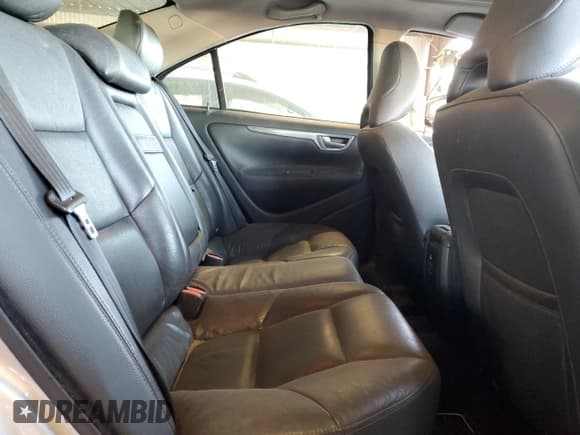 ✅ 2007 Volvo S60 2.4L Turbo • VIN: YV1RS547972602135 • Lot: 88985655. Listed on Copart with Not provided. Free auction sales archive from the USA and detailed vehicle history report at DreamBid. Image 10.