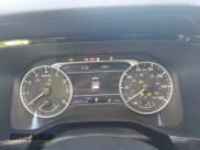 ✅ 2023 Nissan Pathfinder SL • VIN: 5N1DR3CCXPC217851 • Lot: 43588865. Wystawiony na IAAI z przebiegiem 23 630 mil. Bezpłatny archiwum sprzedaży aukcyjnych z USA i szczegółowy raport historii pojazdu na DreamBid. Zdjęcie 7.