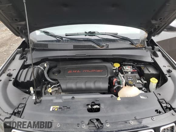 ✅ 2019 Jeep Compass Limited • VIN: 3C4NJDCB6KT653963 • Lot: 52717475. Listed on Copart with 41,027 mi. Free auction sales archive from the USA and detailed vehicle history report at DreamBid. Image 12.