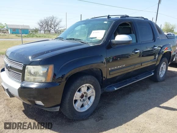 ✅ 2008 Chevrolet Avalanche LTZ • VIN: 3GNEC12088G227628 • Lot: 41819106. Listed on IAAI with 187,788 mi. Free auction sales archive from the USA and detailed vehicle history report at DreamBid. Image 2.