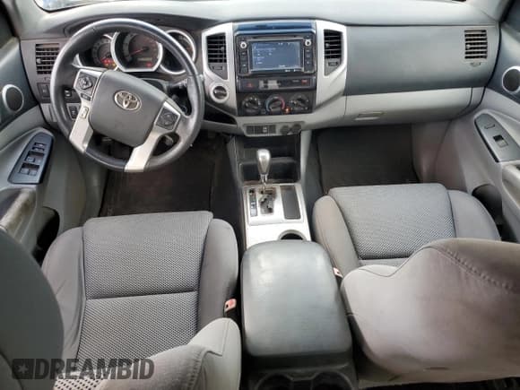 ✅ 2015 Toyota Tacoma • VIN: 3TMLU4EN4FM166332 • Lot: 45418905. Listed on Copart with 94,135 mi. Free auction sales archive from the USA and detailed vehicle history report at DreamBid. Image 8.