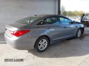 ✅ 2013 Hyundai Sonata GLS • VIN: 5NPEB4AC3DH786143 • Lot: 43367681. Listed on IAAI with 136,527 mi. Free auction sales archive from the USA and detailed vehicle history report at DreamBid. Image 4.