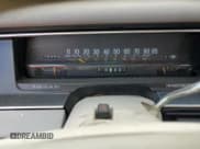 ✅ 1992 Mercury Grand Marquis GS • VIN: 2MELM74WXNX754605 • Lot: 72594934. Wystawiony na Copart z przebiegiem 50 391 mil. Bezpłatny archiwum sprzedaży aukcyjnych z USA i szczegółowy raport historii pojazdu na DreamBid. Zdjęcie 9.