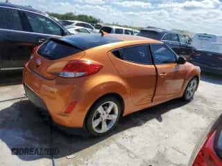 2015 Hyundai Veloster z VIN KMHTC6AD2FU229124, wystawiony jako Copart lot #51488653 z przebiegiem 62 406 mil mil oraz . Historia ofert i sprzedaży dostępna na DreamBid. Obrazek 3.
