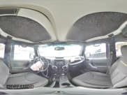 ✅ 2014 Jeep Wrangler Unlimited Sahara • VIN: 1C4BJWEG0EL258765 • Lot: 84206115. Wystawiony na Copart z przebiegiem 143 903 mil. Bezpłatny archiwum sprzedaży aukcyjnych z USA i szczegółowy raport historii pojazdu na DreamBid. Zdjęcie 15.