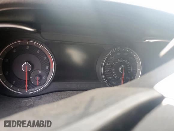 ✅ 2020 Genesis G70 2.0T • VIN: KMTG34LA1LU063284 • Lot: 68792975. Wystawiony na Copart z przebiegiem 136 230 mil. Bezpłatny archiwum sprzedaży aukcyjnych z USA i szczegółowy raport historii pojazdu na DreamBid. Zdjęcie 9.