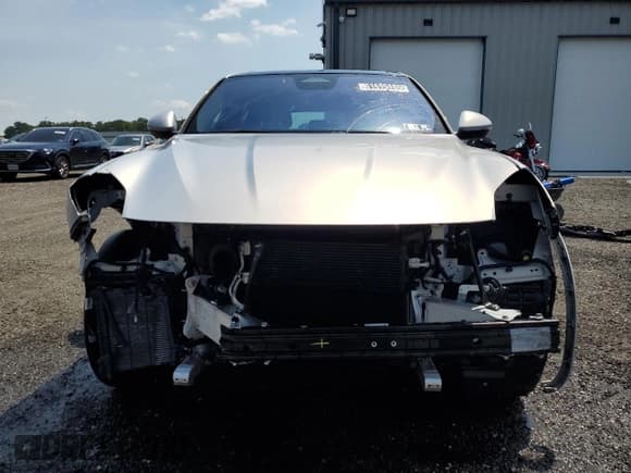 ✅ 2023 Maserati Grecale GT • VIN: ZN682AVA2P7429581 • Lot: 61615185. Wystawiony na Copart z przebiegiem 32 499 mil. Bezpłatny archiwum sprzedaży aukcyjnych z USA i szczegółowy raport historii pojazdu na DreamBid. Zdjęcie 5.