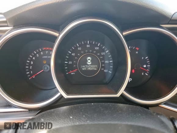 ✅ 2014 Kia Optima LX • VIN: 5XXGM4A75EG308177 • Lot: 92209845. Wystawiony na Copart z przebiegiem 195 771 mil. Bezpłatny archiwum sprzedaży aukcyjnych z USA i szczegółowy raport historii pojazdu na DreamBid. Zdjęcie 9.