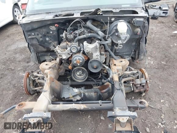 ✅ 2005 Chevrolet Silverado 1500 Work Truck • VIN: 1GCEC14X95Z330927 • Лот: 41565885. Опубликован ранее на IAAI с пробегом Не указан. Бесплатный доступ к архиву аукционных продаж из США и подробный отчёт об истории автомобиля на DreamBid. Изображение 10.