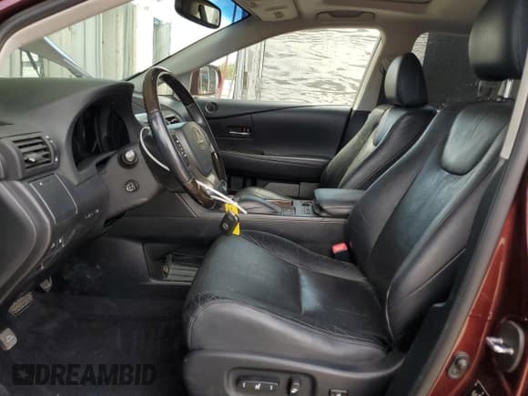 ✅ 2013 Lexus RX 450h • VIN: JTJZB1BA2D2007133 • Лот: 63465005. Опубликован ранее на Copart с пробегом 242 402 миль. Бесплатный доступ к архиву аукционных продаж из США и подробный отчёт об истории автомобиля на DreamBid. Изображение 7.