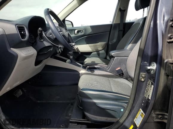 ✅ 2021 Hyundai Venue Denim • VIN: KMHRC8A30MU081694 • Lot: 45581565. Listed on Copart with 88,034 mi. Free auction sales archive from the USA and detailed vehicle history report at DreamBid. Image 7.