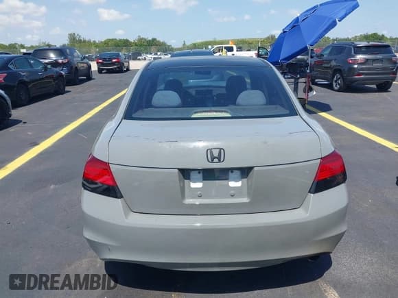 ✅ 2010 Honda Accord LX • VIN: 1HGCP2F32AA070330 • Lot: 42288861. Listed on IAAI with 132,762 mi. Free auction sales archive from the USA and detailed vehicle history report at DreamBid. Image 17.