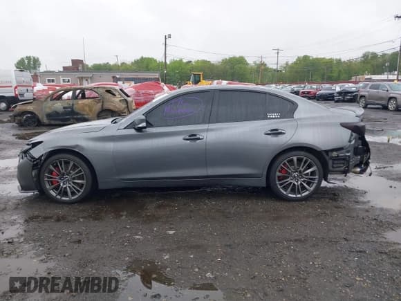 ✅ 2019 Infiniti Q50 Red Sport 400 • VIN: JN1FV7AR1KM800645 • Лот: 39399523. Опубликован ранее на IAAI с пробегом 63 492 миль. Бесплатный доступ к архиву аукционных продаж из США и подробный отчёт об истории автомобиля на DreamBid. Изображение 14.