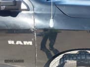 ✅ 2009 Dodge 1500 Laramie • VIN: 1D3HV13T09S758249 • Lot: 41923451. Wystawiony na IAAI z przebiegiem 238 116 mil. Bezpłatny archiwum sprzedaży aukcyjnych z USA i szczegółowy raport historii pojazdu na DreamBid. Zdjęcie 17.