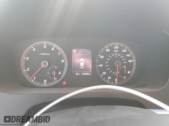 ✅ 2015 Hyundai Sonata Sport • VIN: 5NPE34AB6FH210389 • Lot: 53758385. Wystawiony na Copart z przebiegiem 130 095 mil. Bezpłatny archiwum sprzedaży aukcyjnych z USA i szczegółowy raport historii pojazdu na DreamBid. Zdjęcie 9.