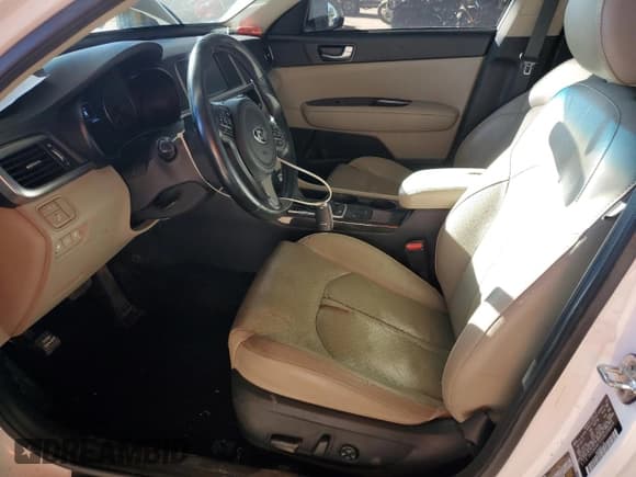 ✅ 2018 Kia Optima EX • VIN: 5XXGU4L32JG238805 • Lot: 82634015. Listed on Copart with 110,626 mi. Free auction sales archive from the USA and detailed vehicle history report at DreamBid. Image 7.