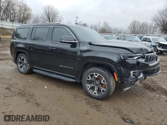 ✅ 2023 Jeep Wagoneer Series III • VIN: 1C4SJVDP7PS501816 • Лот: 84668924. Опубликован ранее на Copart с пробегом 21 877 миль. Бесплатный доступ к архиву аукционных продаж из США и подробный отчёт об истории автомобиля на DreamBid. Изображение 4.