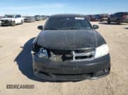 ✅ 2013 Dodge Avenger SXT • VIN: 1C3CDZCB8DN617856 • Лот: 45917305. Опубликован ранее на Copart с пробегом 139 300 миль. Бесплатный доступ к архиву аукционных продаж из США и подробный отчёт об истории автомобиля на DreamBid. Изображение 5.