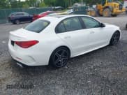 ✅ 2022 Mercedes-Benz C 300 • VIN: W1KAF4HB9NR043468 • Lot: 42317926. Wystawiony na IAAI z przebiegiem 73 248 mil. Bezpłatny archiwum sprzedaży aukcyjnych z USA i szczegółowy raport historii pojazdu na DreamBid. Zdjęcie 4.