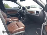 ✅ 2016 Audi Q3 Prestige • VIN: WA1GFCFSXGR020943 • Lot: 42373908. Listed on IAAI with 109,108 mi. Free auction sales archive from the USA and detailed vehicle history report at DreamBid. Image 5.