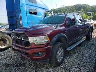 ✅ 2021 Ram 3500 Big Horn • VIN: 3C63R3HL2MG592657 • Lot: 64777525. Wystawiony na Copart z przebiegiem 170 258 mil. Bezpłatny archiwum sprzedaży aukcyjnych z USA i szczegółowy raport historii pojazdu na DreamBid. Zdjęcie 1.