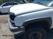 ✅ 2003 Chevrolet Silverado 2500HD LS • VIN: 1GCHC29U83E220053 • Lot: 42383404. Listed on IAAI with Not provided. Free auction sales archive from the USA and detailed vehicle history report at DreamBid. Image 6.