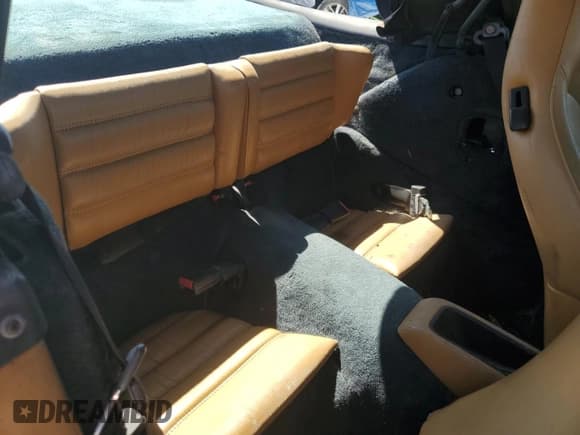 ✅ 1990 Porsche 911 • VIN: WP0CB2963LS471823 • Lot: 48498625. Wystawiony na Copart z przebiegiem 141 461 mil. Bezpłatny archiwum sprzedaży aukcyjnych z USA i szczegółowy raport historii pojazdu na DreamBid. Zdjęcie 10.