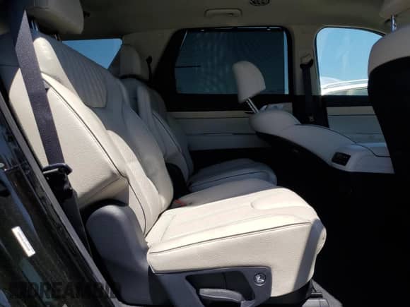 ✅ 2025 Hyundai Palisade Limited • VIN: KM8R54GE1SU844038 • Лот: 64513395. Размещён на Copart с пробегом 2 671 миль миль. Получите бесплатный доступ к архиву аукционных продаж из США и посмотрите подробный отчёт об истории автомобиля на DreamBid. Изображение 11.