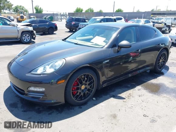 ✅ 2010 Porsche Panamera S • VIN: WP0AB2A72AL065759 • Lot: 42487233. Wystawiony na IAAI z przebiegiem 128 507 mil. Bezpłatny archiwum sprzedaży aukcyjnych z USA i szczegółowy raport historii pojazdu na DreamBid. Zdjęcie 2.