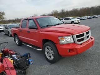 ✅ 2008 Dodge Dakota SXT • VIN: 1D7HW38K28S597134 • Лот: 91841135. Опубликован ранее на Copart с пробегом 157 792 миль. Бесплатный доступ к архиву аукционных продаж из США и подробный отчёт об истории автомобиля на DreamBid. Изображение 4.