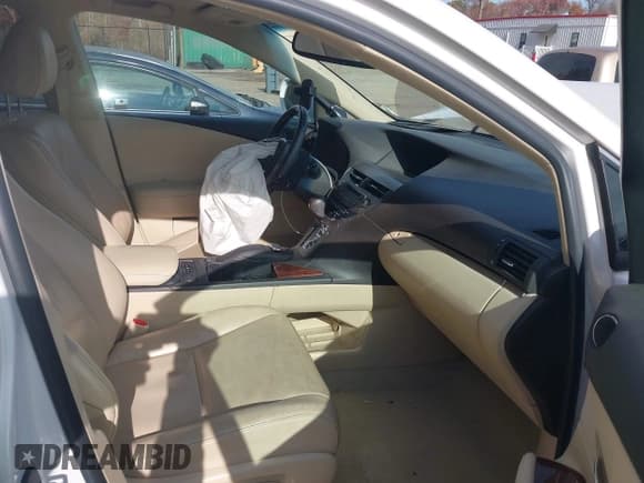 ✅ 2015 Lexus RX 350 • VIN: 2T2BK1BA4FC266310 • Lot: 43678798. Listed on IAAI with 116,672 mi. Free auction sales archive from the USA and detailed vehicle history report at DreamBid. Image 5.