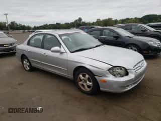2001 Hyundai Sonata with VIN KMHWF25S71A384090, listed as a Copart auction lot 81514724 with 67,812 mi miles and Non repairable. Bid and sale history available at DreamBid. Image 4.