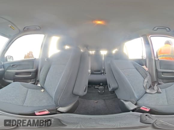 ✅ 2006 Honda CR-V LX • VIN: JHLRD78546C025949 • Lot: 93388675. Listed on Copart with 326,049 mi. Free auction sales archive from the USA and detailed vehicle history report at DreamBid. Image 15.