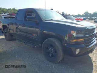 ✅ 2017 Chevrolet Silverado 1500 LT • VIN: 1GCVKREC0HZ361470 • Лот: 42732589. Опубликован ранее на IAAI с пробегом 270 908 миль. Бесплатный доступ к архиву аукционных продаж из США и подробный отчёт об истории автомобиля на DreamBid. Изображение 1.