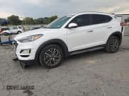 ✅ 2021 Hyundai Tucson Limited • VIN: KM8J33AL8MU313880 • Лот: 81150345. Опубликован ранее на Copart с пробегом 42 658 миль. Бесплатный доступ к архиву аукционных продаж из США и подробный отчёт об истории автомобиля на DreamBid. Изображение 1.