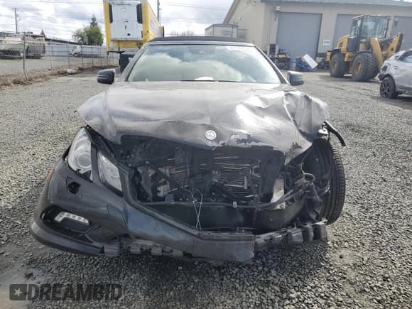 ✅ 2011 Mercedes-Benz E 550 • VIN: WDDKK7CF1BF091393 • Lot: 51246535. Wystawiony na Copart z przebiegiem 129 785 mil. Bezpłatny archiwum sprzedaży aukcyjnych z USA i szczegółowy raport historii pojazdu na DreamBid. Zdjęcie 5.