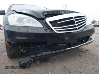 ✅ 2013 Mercedes-Benz S 550 • VIN: WDDNG9EB8DA494016 • Lot: 43450706. Wystawiony na IAAI z przebiegiem 226 895 mil. Bezpłatny archiwum sprzedaży aukcyjnych z USA i szczegółowy raport historii pojazdu na DreamBid. Zdjęcie 6.
