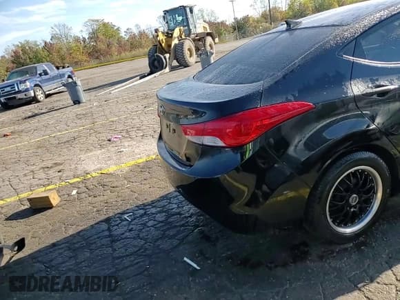 ✅ 2013 Hyundai Elantra GLS • VIN: 5NPDH4AE7DH437790 • Lot: 86435725. Listed on Copart with 268,555 mi. Free auction sales archive from the USA and detailed vehicle history report at DreamBid. Image 13.