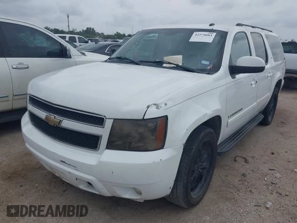 ✅ 2007 Chevrolet Suburban LTZ • VIN: 3GNFC16J77G300428 • Lot: 42279084. Listed on IAAI with Not provided. Free auction sales archive from the USA and detailed vehicle history report at DreamBid. Image 2.