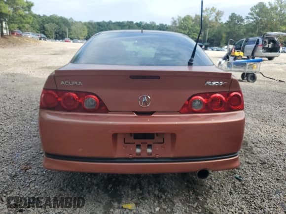 ✅ 2005 Acura RSX Type S • VIN: JH4DC530X5S000700 • Lot: 73781734. Wystawiony na Copart z przebiegiem 113 606 mil. Bezpłatny archiwum sprzedaży aukcyjnych z USA i szczegółowy raport historii pojazdu na DreamBid. Zdjęcie 6.