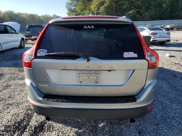 ✅ 2013 Volvo XC60 3.2L • VIN: YV4952DL4D2402684 • Lot: 85923335. Listed on Copart with 251,670 mi. Free auction sales archive from the USA and detailed vehicle history report at DreamBid. Image 6.